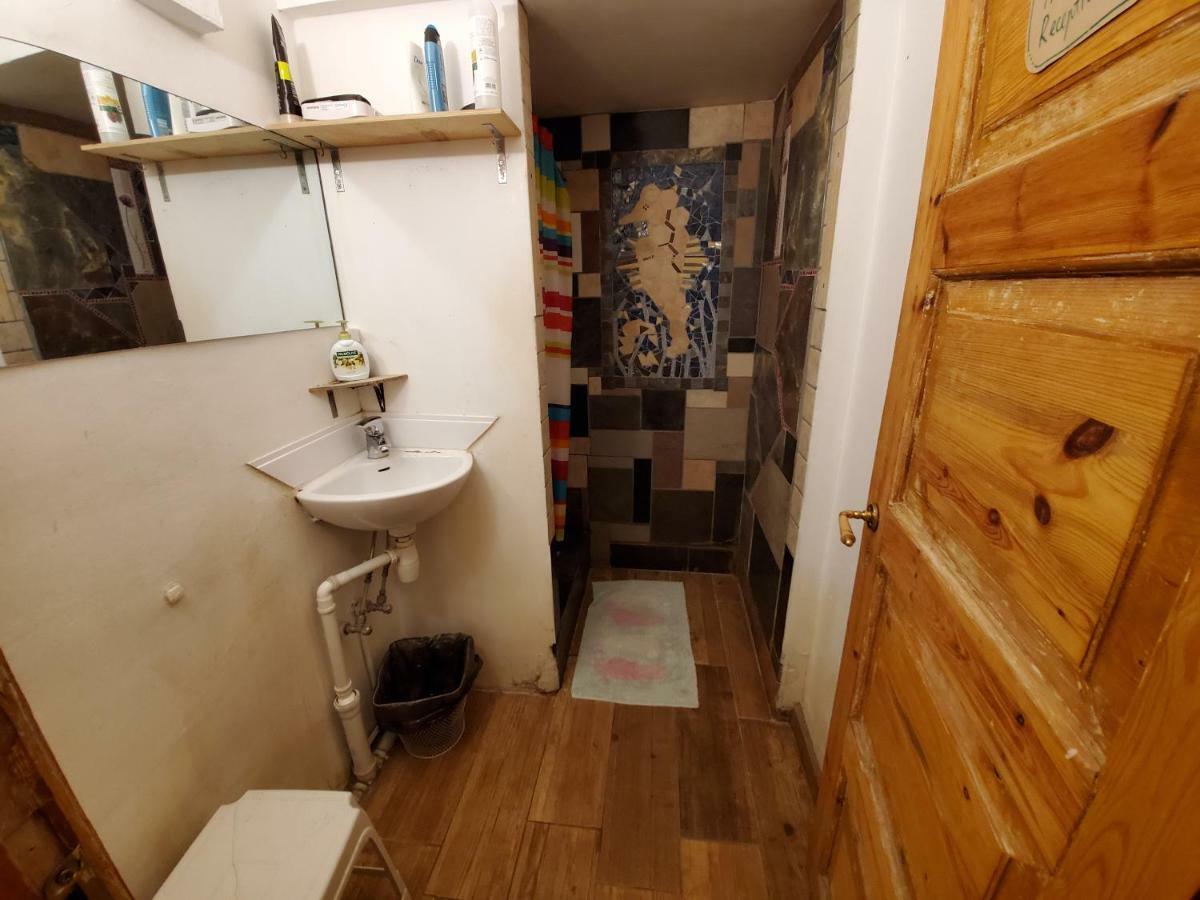 Euphoria Hostel Талин Екстериор снимка